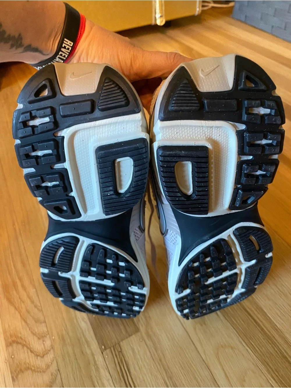 Nike V2K Run Platinum Violet Womens